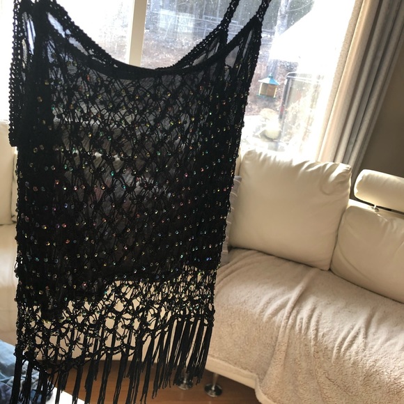 🎉2/$25 Semi-sheer jewelled top!! - Picture 4 of 4